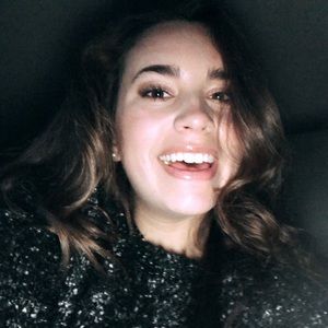 Meet your Posher, Saylor